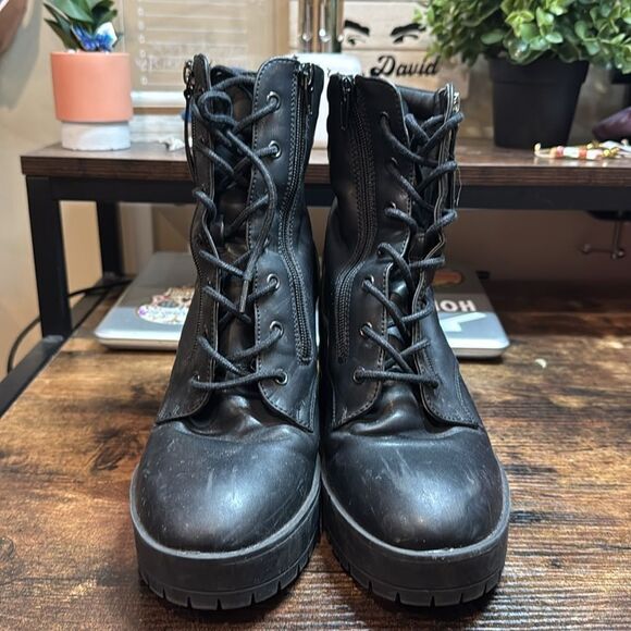 Forever 21 black moto zip booties size 10 - Picture 4 of 11